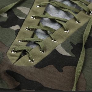 Reposh Boutique long sleeve camouflage tee small